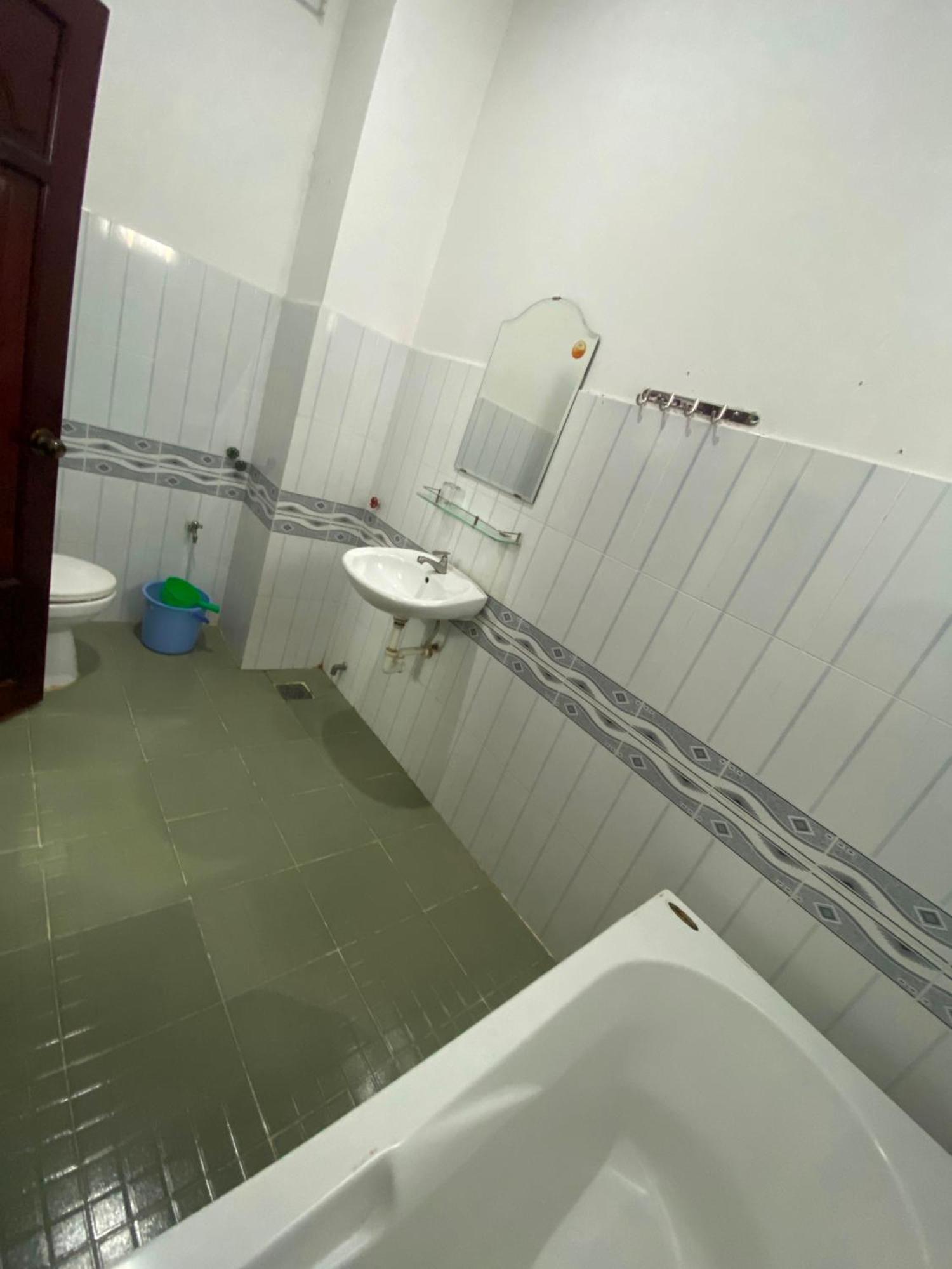 Khach San Kim Phung Ngan Hotel Can Tho Exterior foto